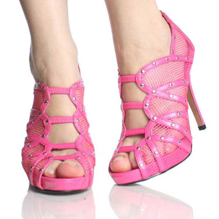 Pink shoes fashion